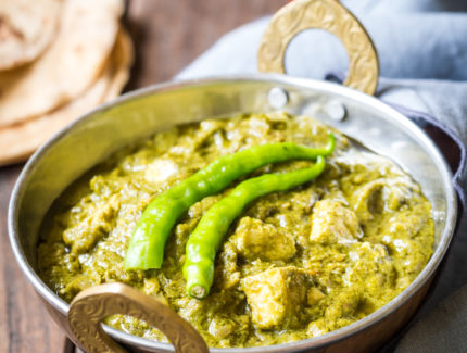 Hariyali Chicken Curry (Indian Green Chicken Curry)